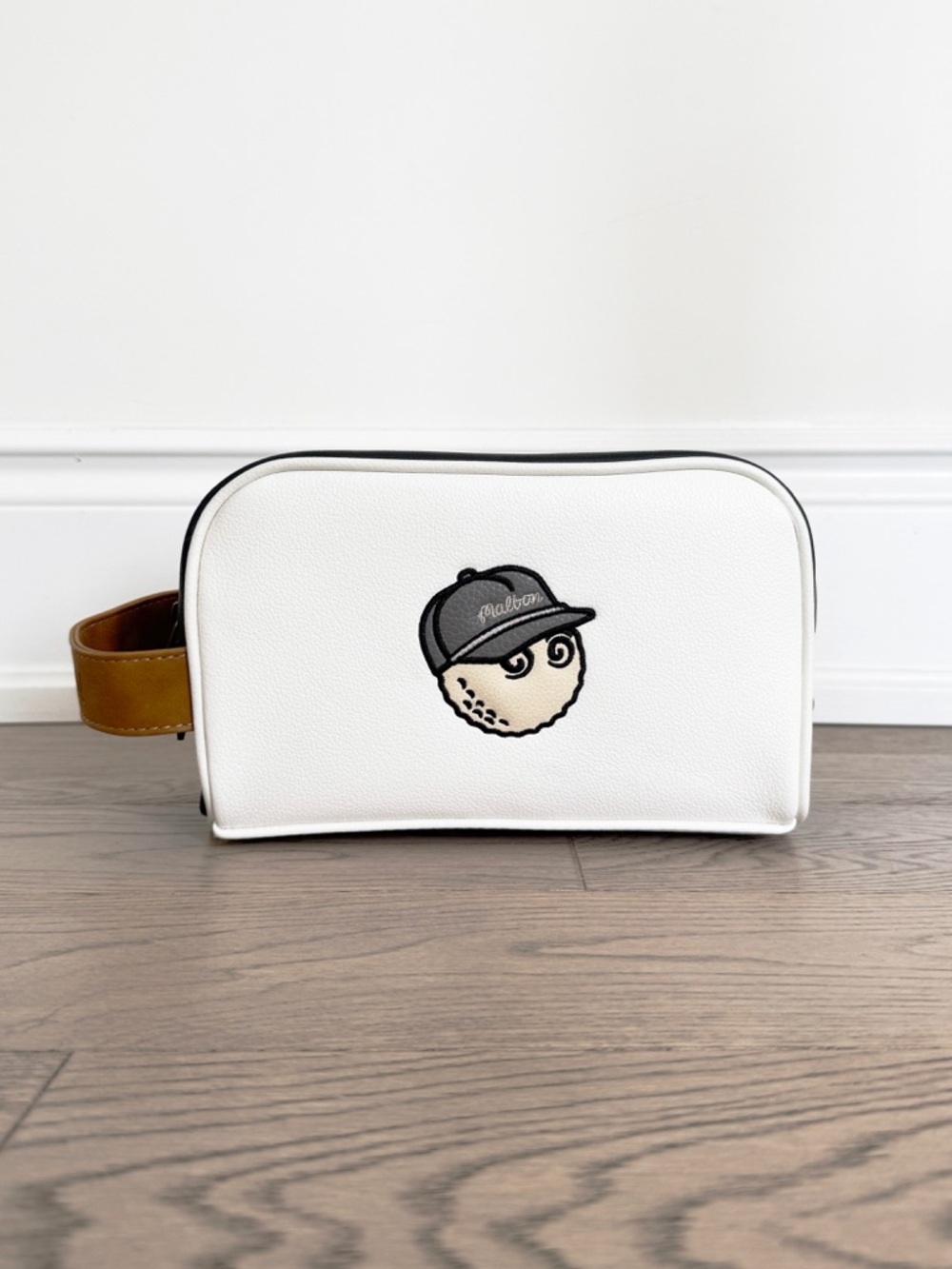MALBON Toiletry Bag / Pouch | White | Compact | Travel Organizer